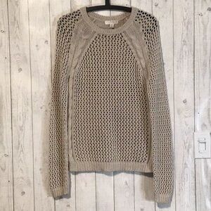 EUC Women’s M Beige Cable Knit Fisherman’s Sweater